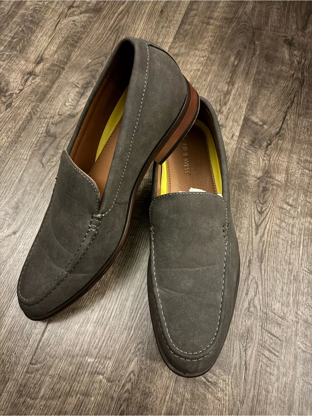 Nine West Men's Size 11 Gray Suede Slip-On Dress Loafers Almond Toe Stitched